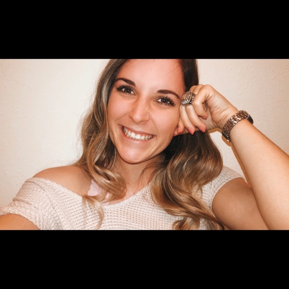 Meet your Posher, Mckay - Picture 1 of 1